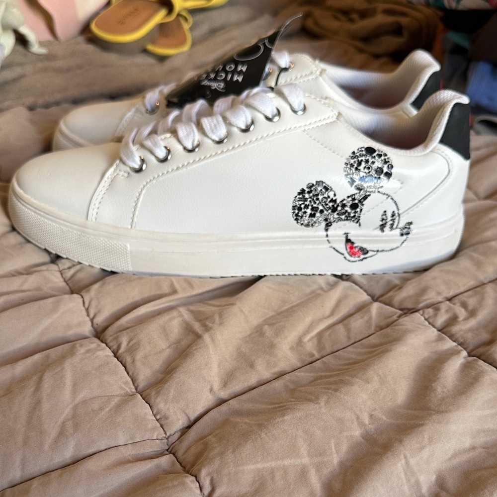 Disney Mickey Mouse Tennis Shoes